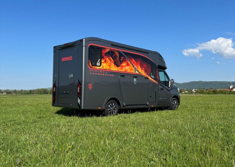 Excelsion 5XL horsebox