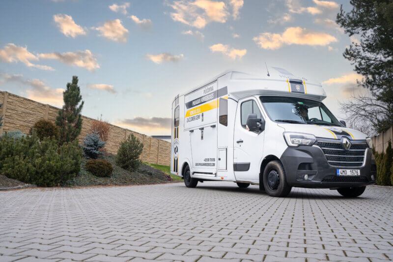 Půjčovna Paragan Horseboxes